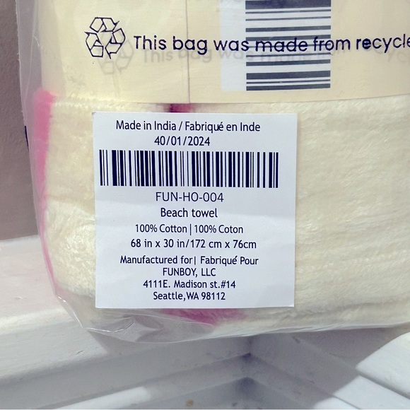 NWT 68x30” FUNBOY Poolside Leisure Club Beach Towel - Picture 4 of 7